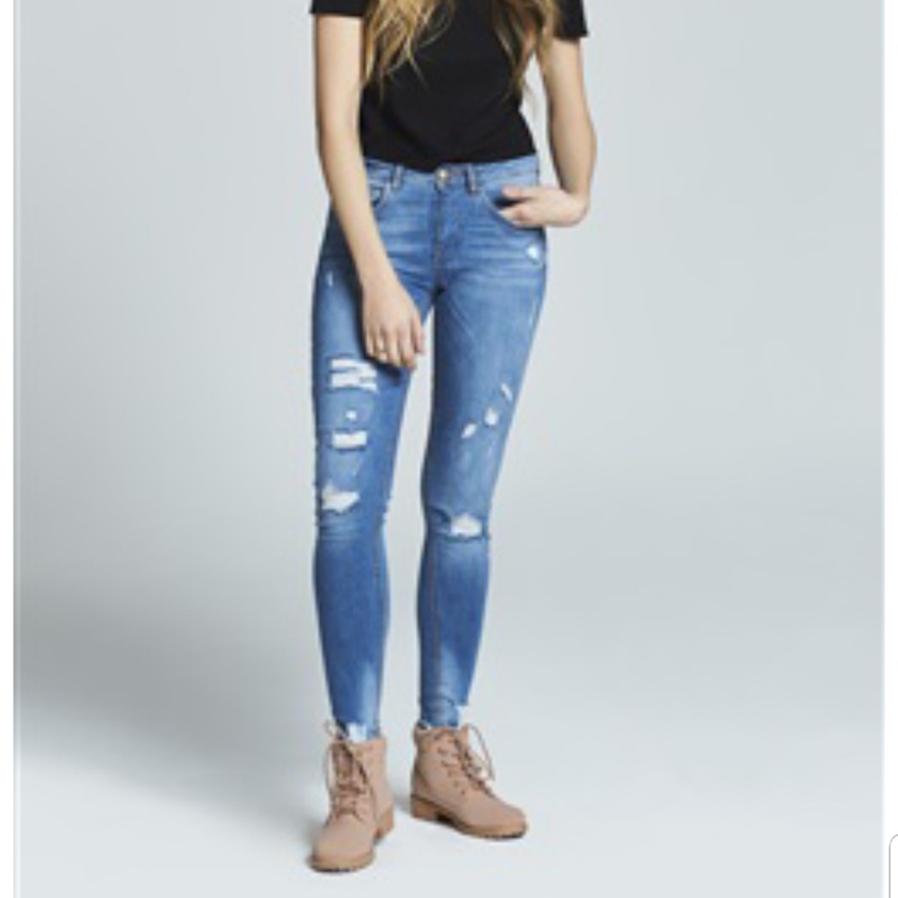 Midrise Light Wash Express Jeans